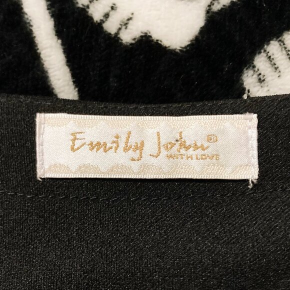 EMILY JOHN Black scoop neck shirt with mesh and lace sleeves ~ MEDIUM LARGE top - Picture 2 of 14